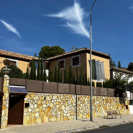 Singular Cotton Apartment Granada